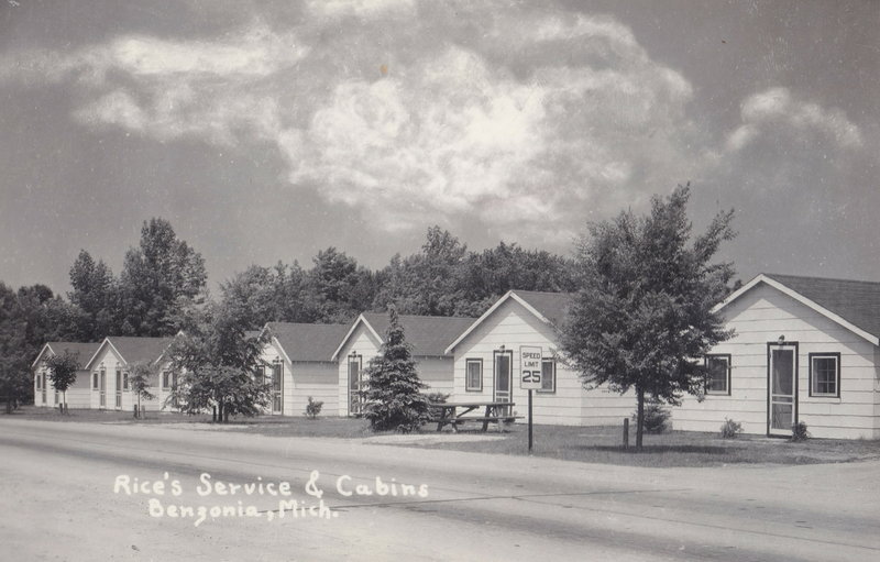Rices Service and Cabins - Vintage Postcard (newer photo)